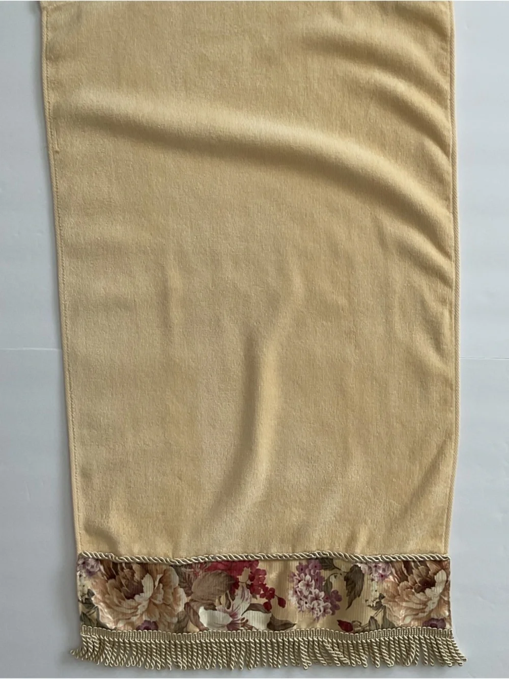 Aussino Bath Towels Yellow Floral Trim Size 24”x50”